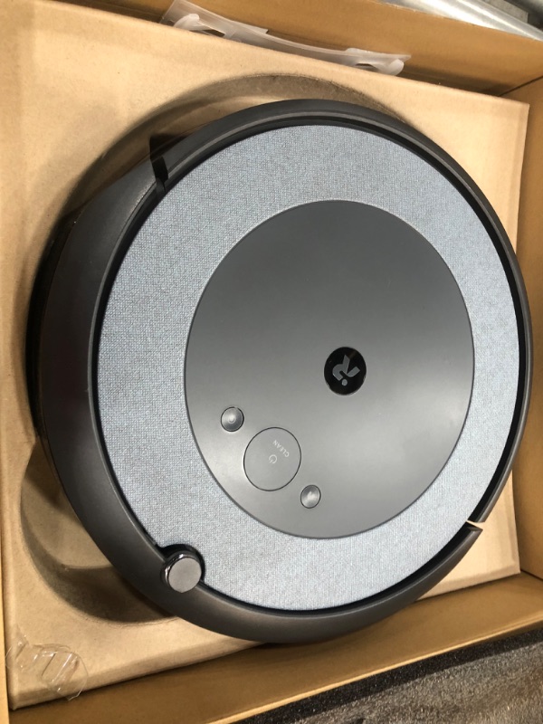 Photo 7 of (SCRATCHED) iRobot Roomba i4+ EVO (4552) Robot Vacuum with Automatic Dirt Disposal - Empties Itself for up to 60 Days, Wi-Fi Connected Mapping, Compatible with Alexa, Ideal for Pet Hair, Carpets
