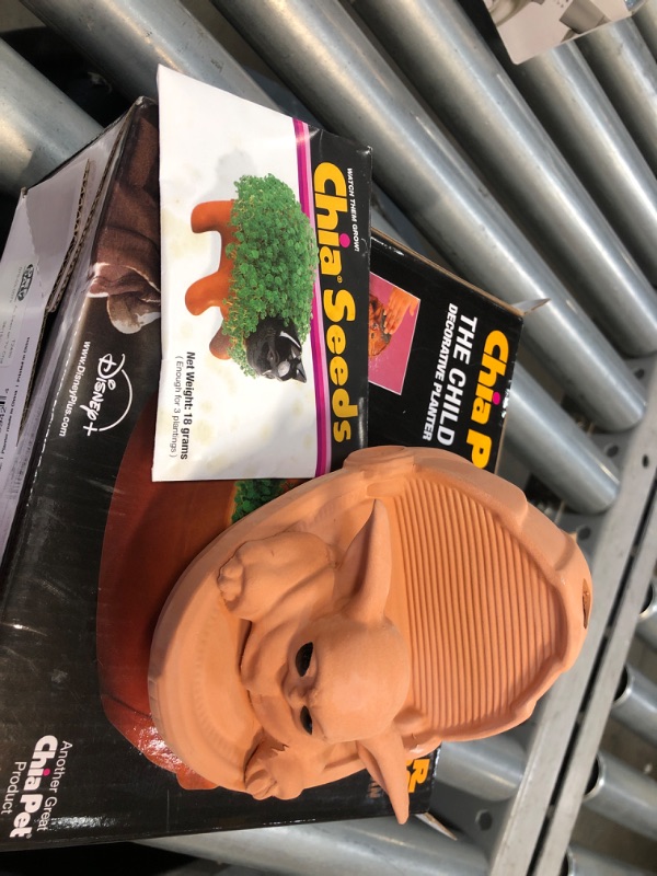 Photo 3 of As Seen on TV Chia Pet Star Wars "The Child"

