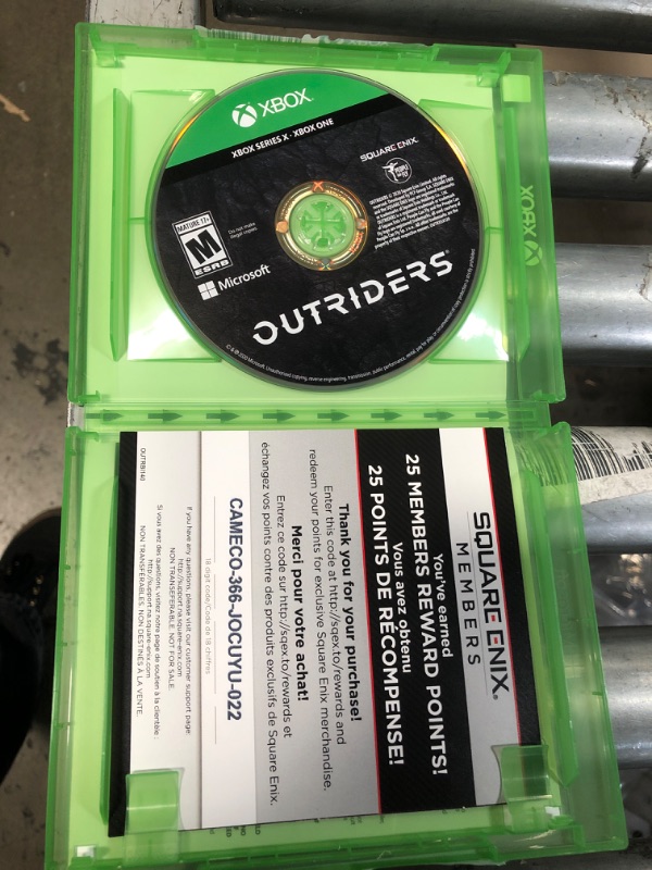 Photo 3 of Outriders: Day One Edition - Xbox One/Series X

