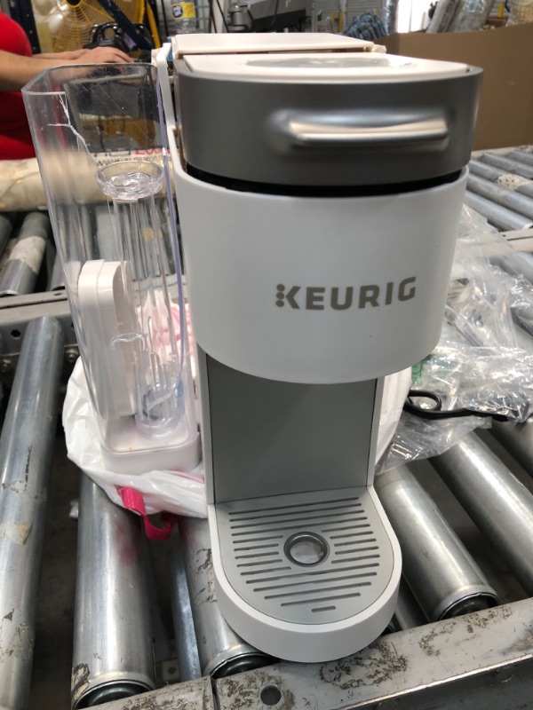 Photo 3 of **PARTS ONLY*- Keurig K-Supreme Coffee Maker, Single Serve K-Cup Pod Coffee Brewer, With MultiStream Technology, 66 Oz Dual-Position Reservoir, and Customizable Settings, White
