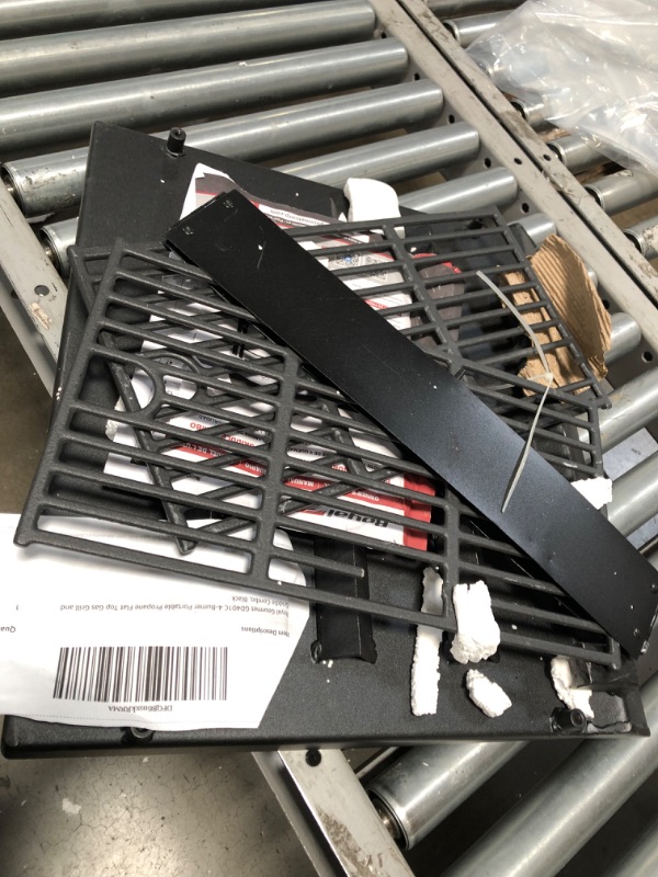 Photo 1 of INCOMLETE, Royal Gourmet GD401C 4-Burner Portable Propane Flat Top Gas Grill and Griddle Combo, Black
**MISSING LEGS, LOOSE AND MISSING HARDWARE, 1 BKNOB IS NOT ATTACHED, MISSING COVER**
