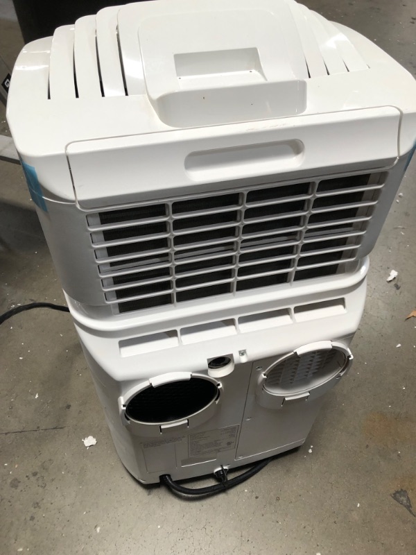 Photo 4 of (DOES NOT FUNCTION, DAMAGED)Eco-Friendly 11,000 BTU Dual Hose Portable Air Conditioner with Dehumidifier
**DOES NOT POWER, ON,NO AIR, BROKEN PIECE IN THE BACK**