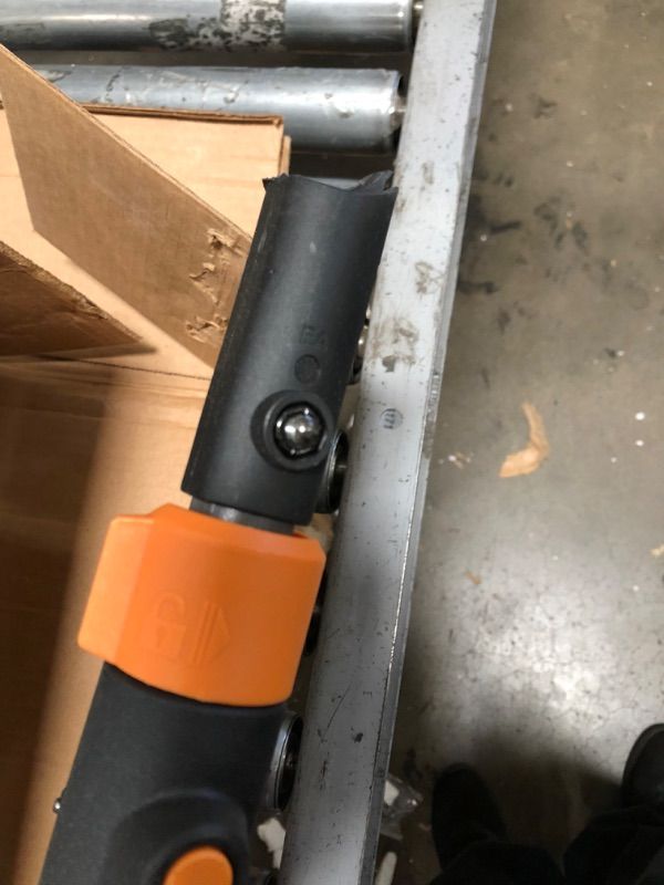 Photo 4 of (DAMAGE)Fiskars Extendable Fruit Picker Tool 1 Each Orange and Black
**HEAD BROKEN**