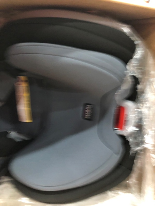 Photo 1 of Britax Advocate ClickTight Convertible Car Seat, Otto SafeWash , 23x20x23.5 Inch (Pack of 1)
