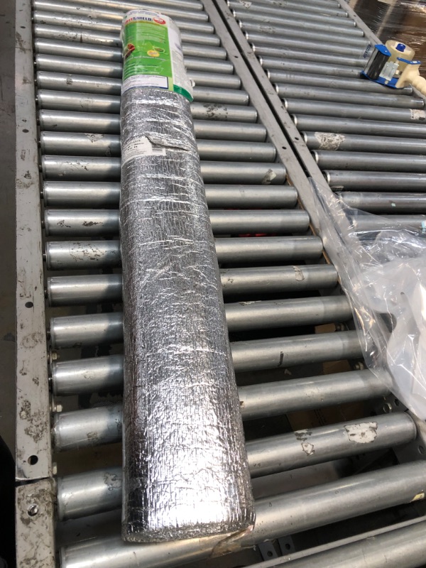 Photo 2 of (DAMAGE)SmartSHIELD -20mm 48"X10ft Reflective Insulation Roll, Foam Core Radiant Barrier, Thermal Foil Insulation Panel - 0.8 Inch Thickness, R-23
**CUT**
