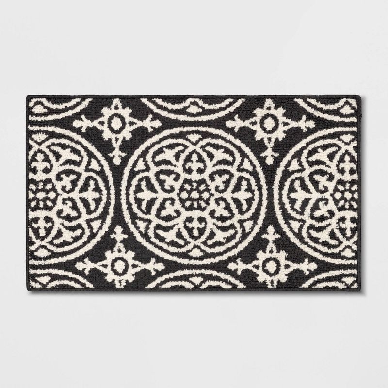 Photo 1 of 1'8"X2'10" Medallion Washable Tufted and Hooked Accent Rug - Threshold™
