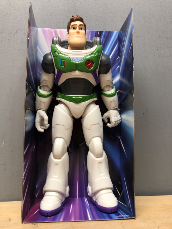 Photo 2 of Disney Pixar Lightyear Large 12 Space Ranger Alpha Buzz Lightyear Action Figure