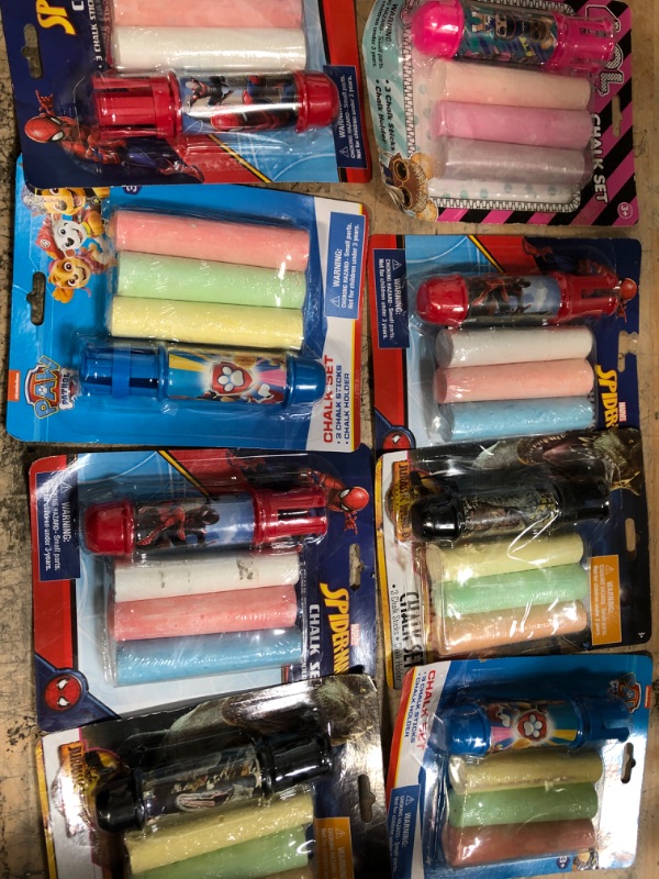 Photo 1 of bundle of chalk - 8 items