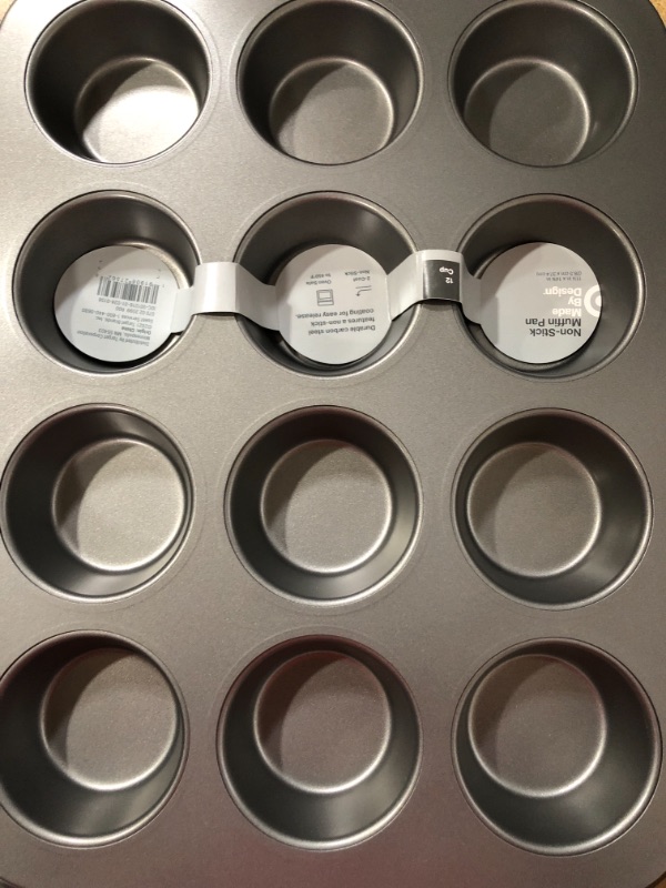 Photo 2 of 12 Cup Non-Stick Muffin Tin Carbon Steel Pan