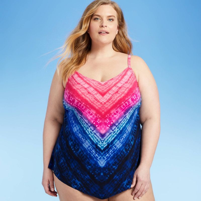 Photo 1 of 2XL 
Women's Plus Size V-Neck Tankini Top - Aqua Green® Multi
