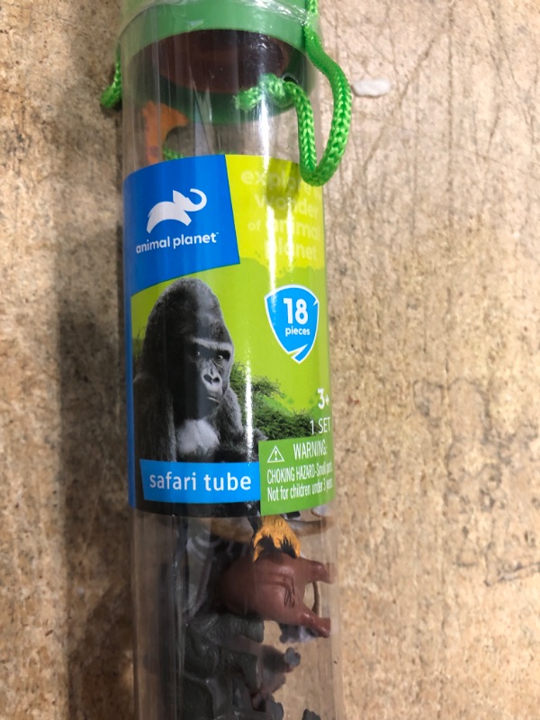 Photo 1 of Animal Planet Safari Tube- 18 pieces