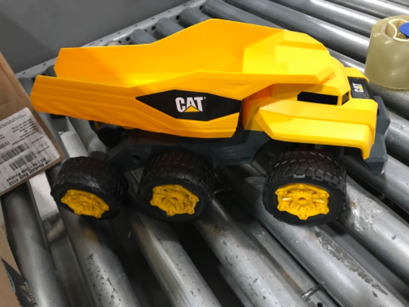 Photo 3 of Cat Construction Massive Mover Dump Truck - Remote Control Truck , RC truck