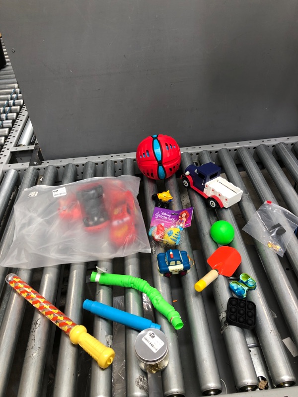 Photo 1 of 15 Pcs of Assorted Kids Toys 