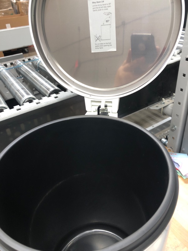 Photo 3 of 12L Round Step Trash Can - Brightroom™
