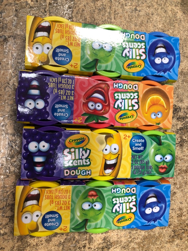 Photo 2 of 4 PACK
Crayola Silly Scents Dough Blueberry, Strawberry, Banana BRAND NEW 3-Pack