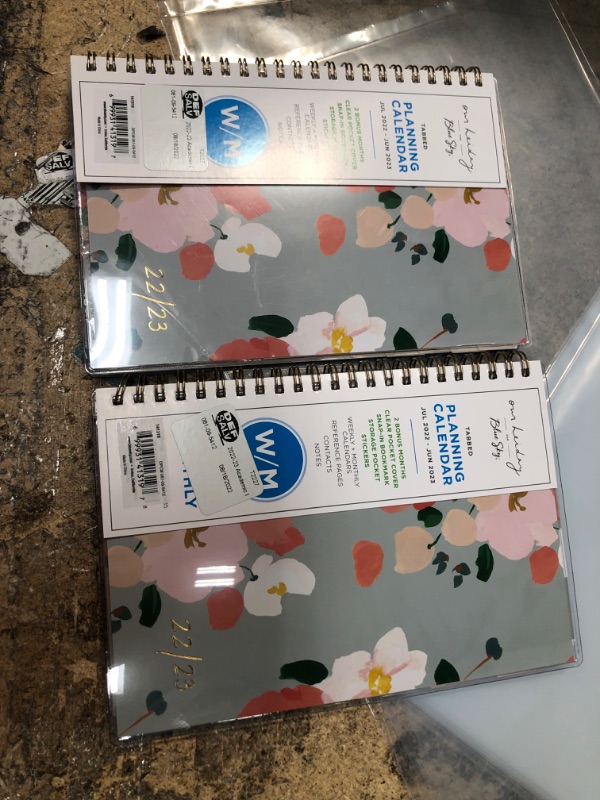 Photo 2 of 2022-23 Academic Planner Weekly/Monthly CYO 5"x8" Coral Bloom - Our Heiday
2 pack 
