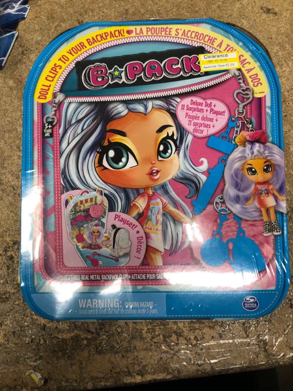 Photo 2 of B Pack Deluxe Reina Reef 3.5-inch Doll and Playset with 11 Surprises
