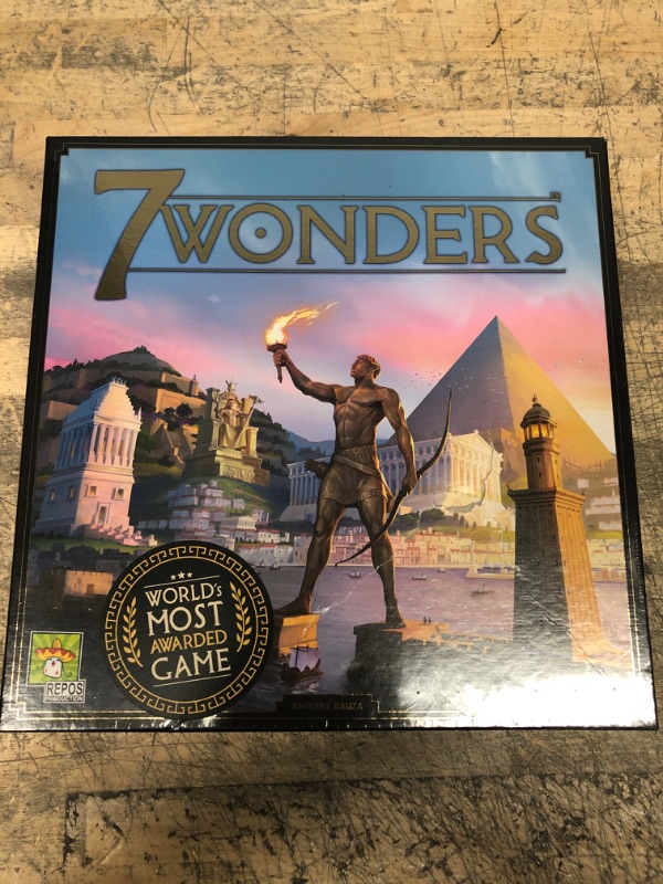 Photo 2 of 7 Wonders Board Game - 2nd Edition
