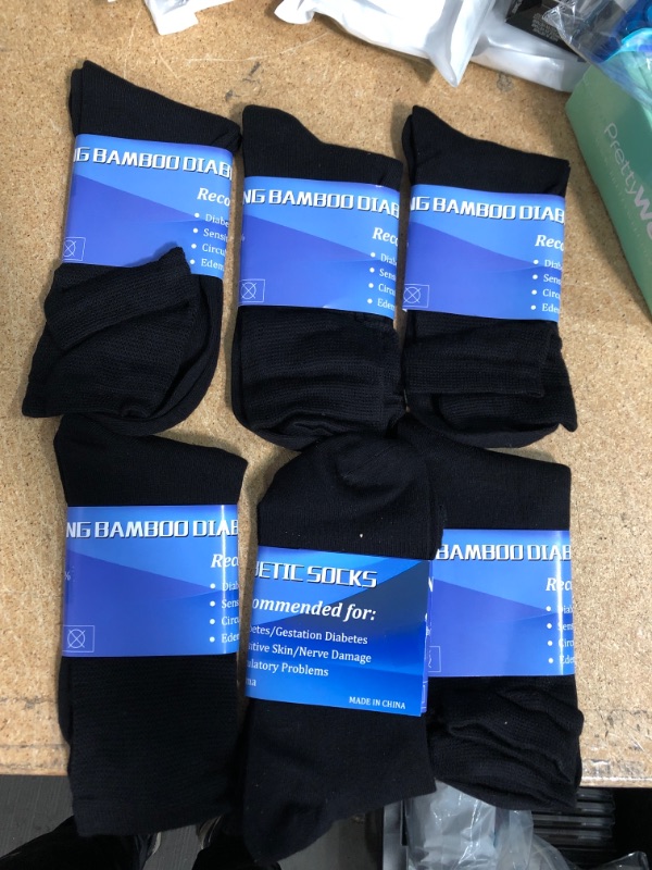 Photo 2 of 6 Pairs Non-Binding Men's Cushioned Moisture Wicking Bamboo Diabetic Crew Dress Socks XL Black
