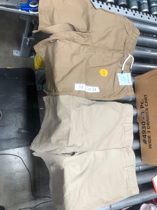 Photo 1 of 2 ITEM BUNDLE MISCELLANEOUS 
BOYS SHORTS XXL SIZES 