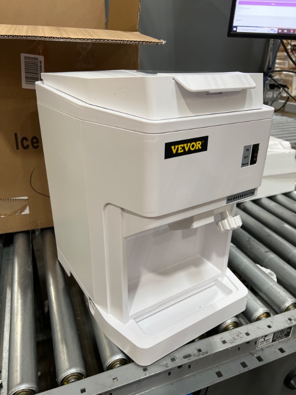 Photo 2 of VEVOR Ice Shaver Machine Electric, Shaved Ice Machine Commercial 265 LBS/H, Snow Cone Maker w/Ice Hopper & Lid, 250W Ice Crusher w/Drain Pipe Tabletop Shaved Ice Maker w/Adjustable Fineness White
