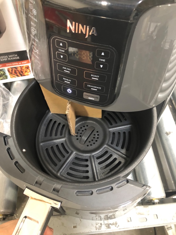 Photo 3 of 4 Qt. Electric Black Air Fryer with Recipe Book (AF101)