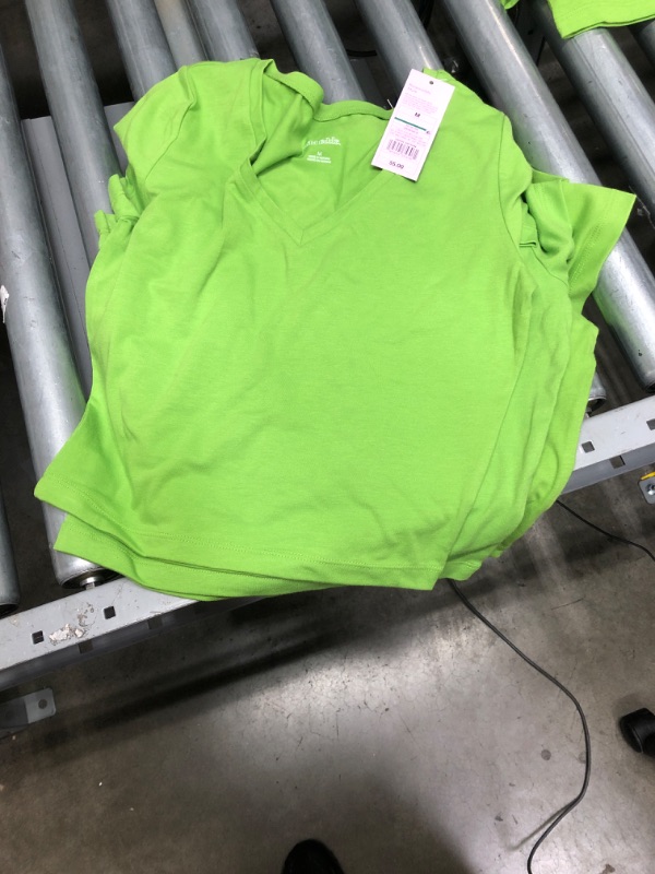 Photo 1 of 3 PACK Women's Short Sleeve Cropped T-Shirt - Wild Fable™
SIZE: M
