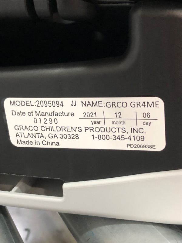 Photo 5 of Graco Grows4Me 4-in-1 Convertible Car Seat - West Point