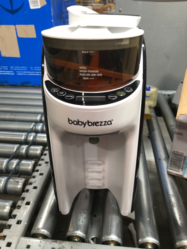 Photo 2 of Baby Brezza New and Improved Formula Pro Advanced Dispenser Machine