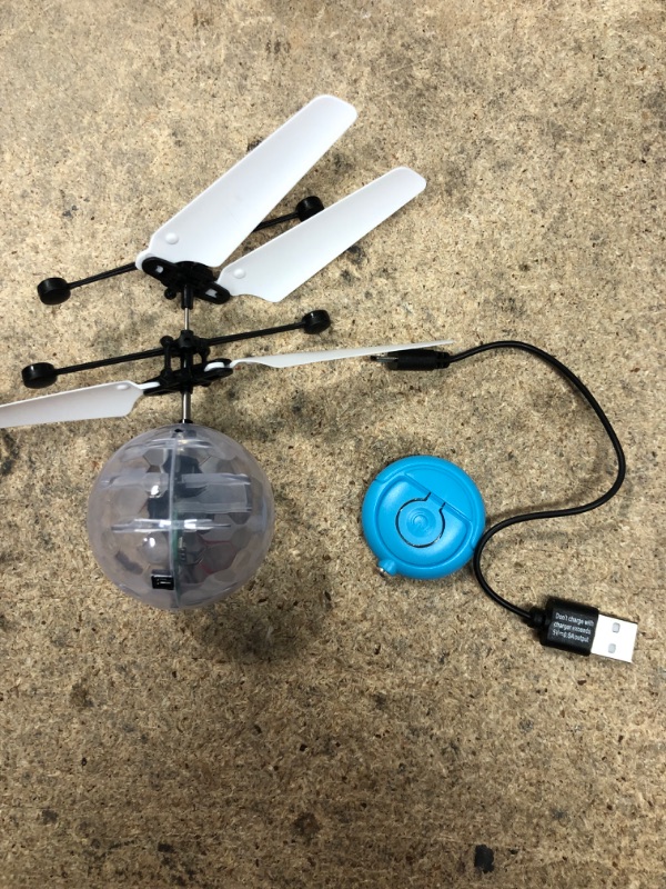 Photo 1 of Flying Ball RC Toys For Children Goo Play For Child Ball Helicopter Gifts For Child Built-In-Shinning LED Disco Light Induction Ball Children Play Indoor And Outdoor Gifts For Boy Girl…
