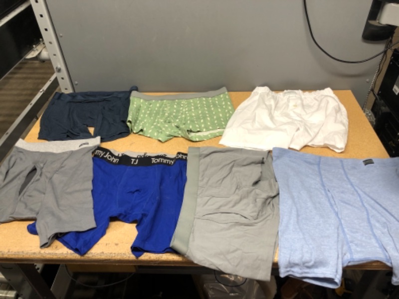 Photo 1 of 7 Items Men's Clothing Bundle  (s,m,m,m,l,l,xl)