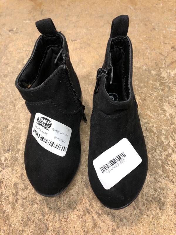 Photo 2 of ***Size: 5*** Toddler Girls' Onyx Zipper Slip-on Chelsea Boots - Cat & Jack™
