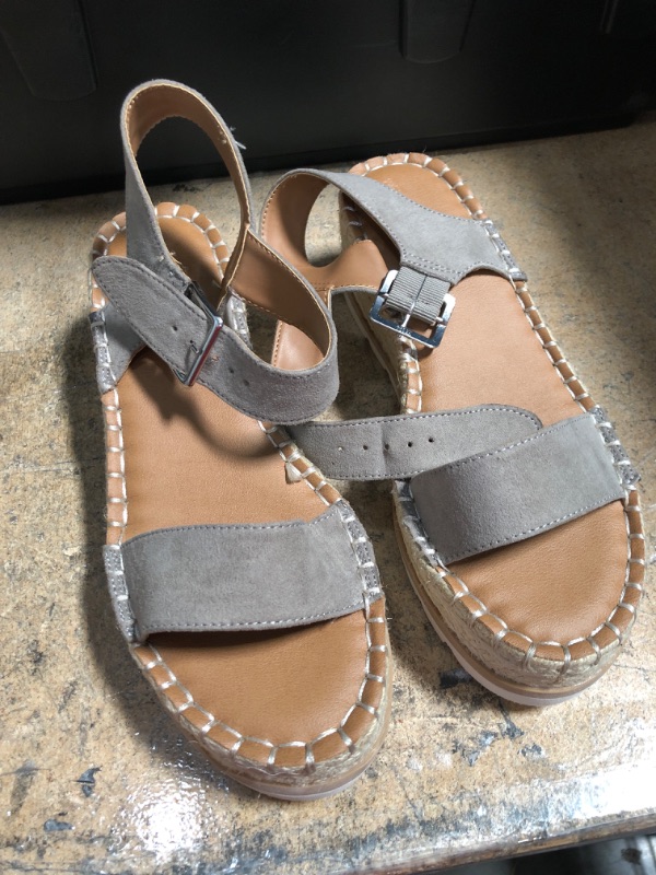 Photo 1 of 7.5 SANDALS