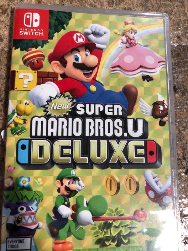 Photo 2 of New Super Mario Bros. U Deluxe - Nintendo Switch