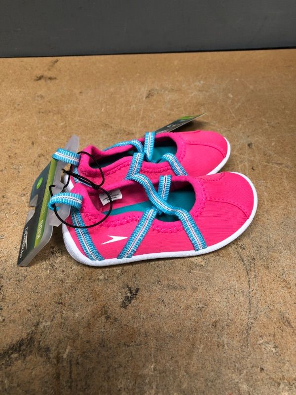 Photo 3 of  Speedo Toddler Mary Jane Water Shoes Size S (5-6)
