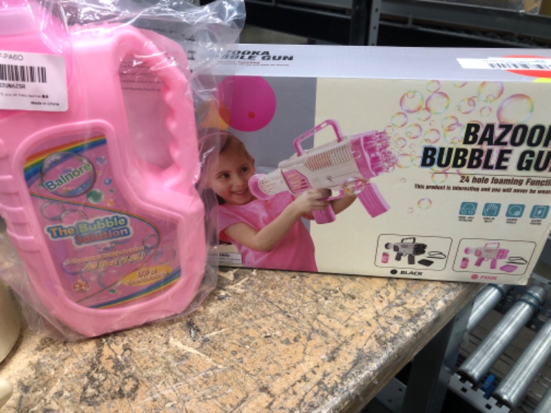 Photo 1 of bubble gun / bubble solution   bundle