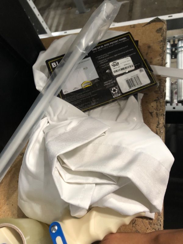 Photo 1 of bundle of 2 returned/opened item *used*