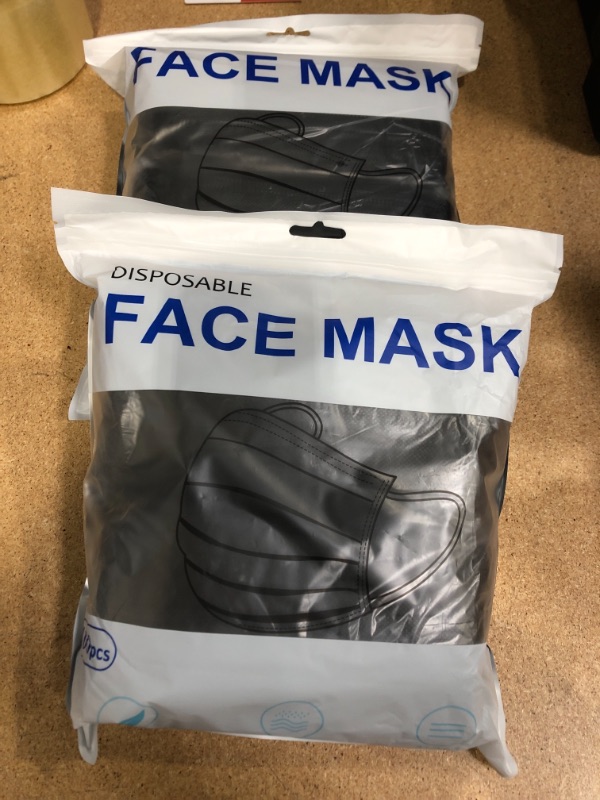 Photo 2 of 2 100Pcs Disposable Face Masks