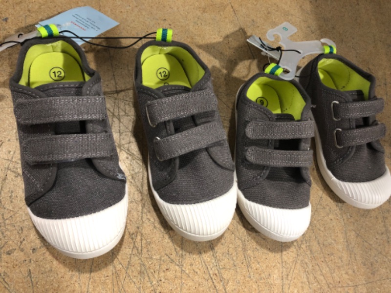 Photo 2 of (X2) Toddler Parker Sneakers - Cat & Jack
SIZES- 9 & 12