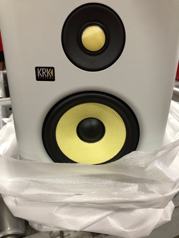 Photo 1 of KRK RP5 Rokit 5 G4 Professional Bi-Amp 5" Powered Studio Monitor Noise White (2-pack) Bundle with Medium Speaker Monitor Acoustic Isolation Stands and 0.5 x 6" Touch Fastener Straps