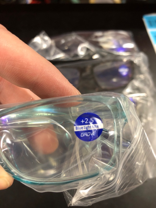 Photo 3 of GAOYE 5-Pack Reading Glasses Blue Light Blocking with Spring Hinge, 2.5 magnification 