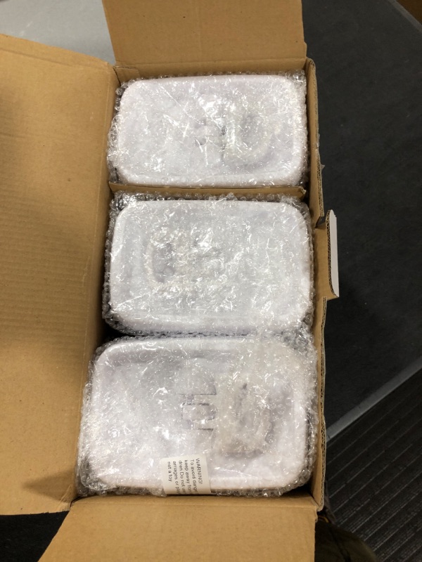 Photo 1 of Airtight Food Storage Containers