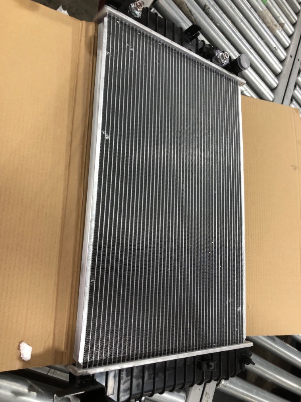 Photo 2 of AUTOSAVER88 28'' Core Radiator Compatible with 1999-2013 Chevy Silverado 1999-2007 GMC Sierra 2002-2004 Escalade 2000-2006 Suburban Tahoe Yukon 4.3L 4.8L 5.3L 6.0L V6 V8 WITHOUT ENGINE OIL COOLER
