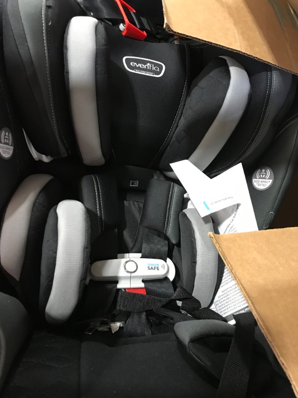 Photo 3 of Evenflo All4One DLX 4-In-1 Convertible Car Seat (Kingsley Black)
