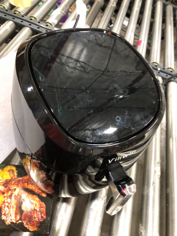 Photo 1 of VILIWIN Air Fryer 4.5 QT Airfryer Digital Air Fryer 8 Preset Menus Hot Air Fryer Cooker with Adjustable Temperature Control 30 Minute Timer Auto Shut Off Nonstick Tray 1400W Air Fryer Black
