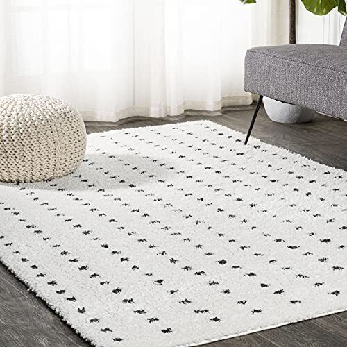 Photo 1 of 4'x6' Rectangle Woven Geometric Area Rug White