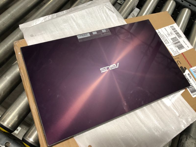 Photo 2 of Asus Zenscreen Go MB16AHP 15.6" FHD Portable Monitor IPS Non-Glare, PURPLE