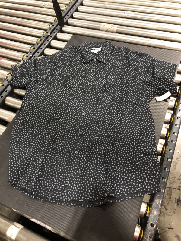 Photo 1 of Amazon Essentials Men's Regular-fit Short-Sleeve Print Shirt
Size XXL