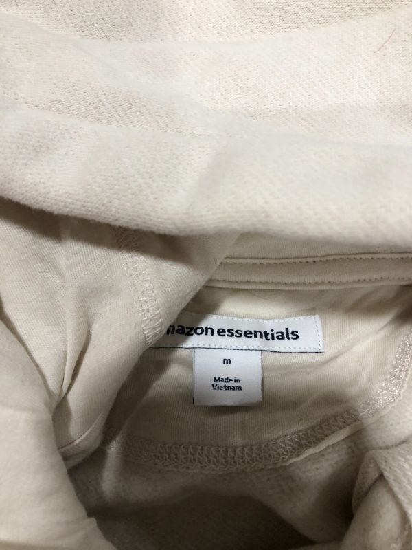 Photo 3 of Amazon Essentials Men's Hooded Fleece Sweatshirt
Size M