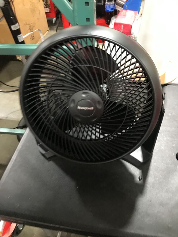 Photo 2 of 12 in. 3 Speed Whole Room Circulator Floor Fan